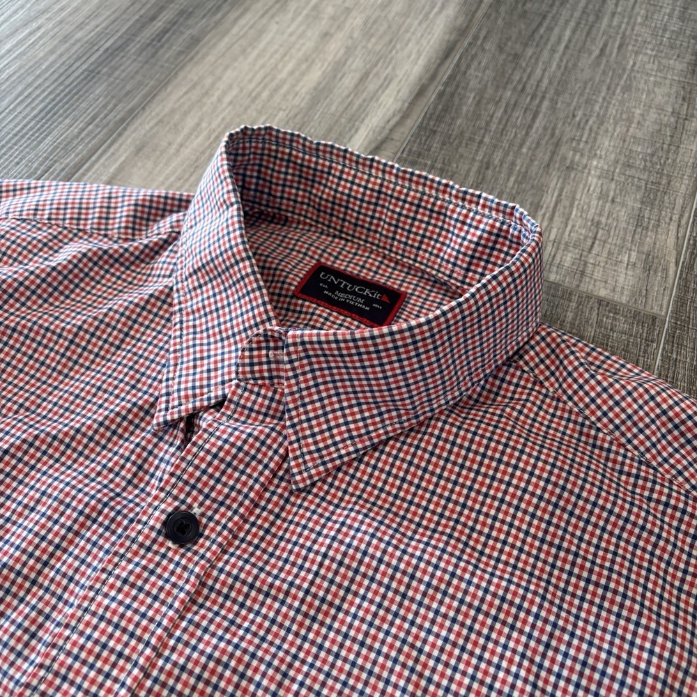 Untuckit Dress Shirt Men Medium Button Up Long‎ Sleeve Red & Blue Plaid Preppy